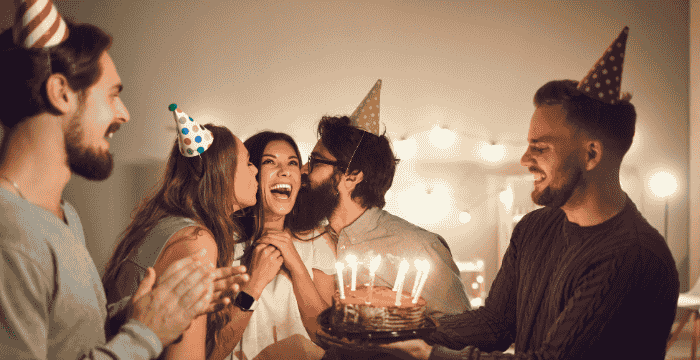 cumpleaños feliz al piano